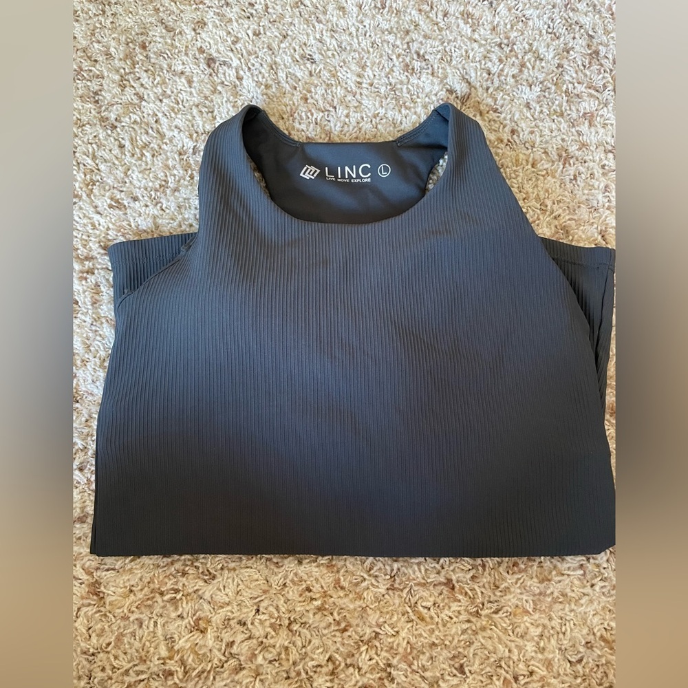 LINC athletic top size Large army green, thick ribbed stretch fabric